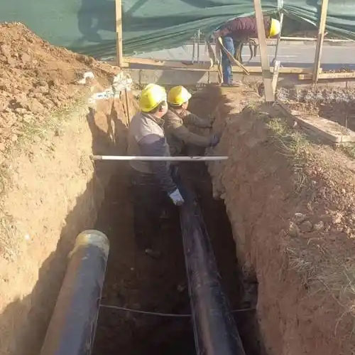 南宫过公路拉管
